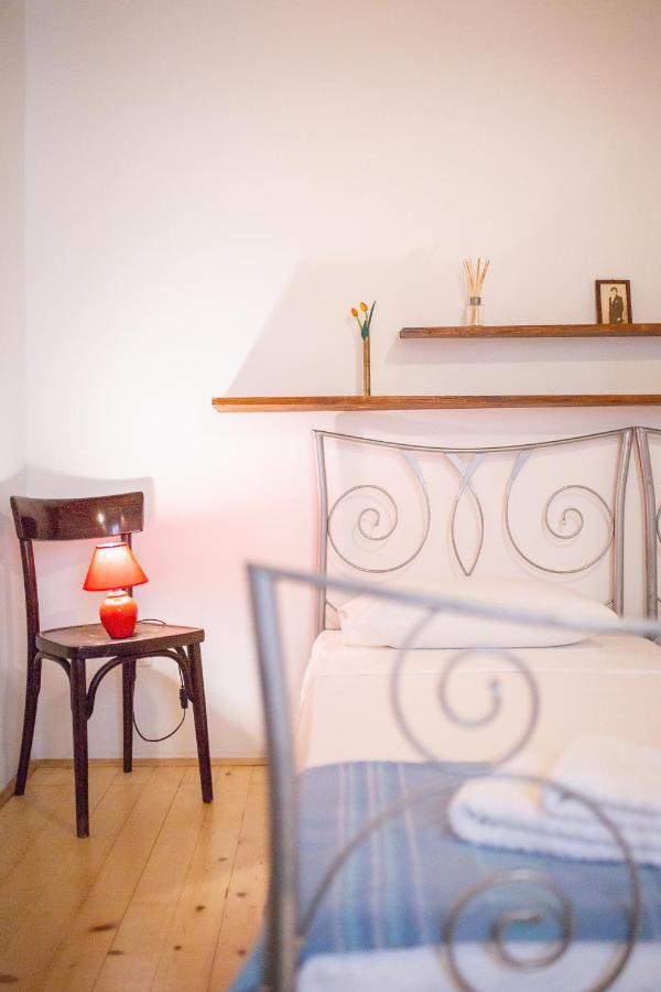 Antique Central Komiza House Nona Nika Esterno foto